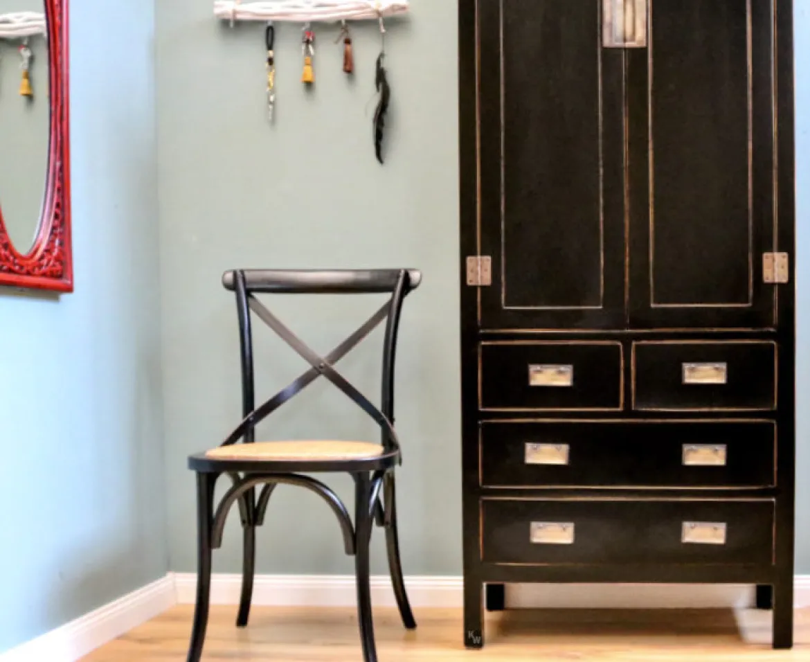Asiatischer Schrank Shanghai schwarz