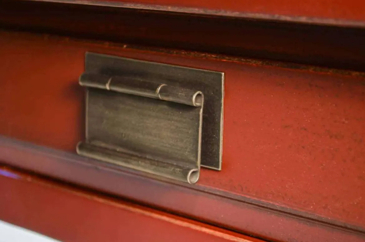 Beistelltisch rot