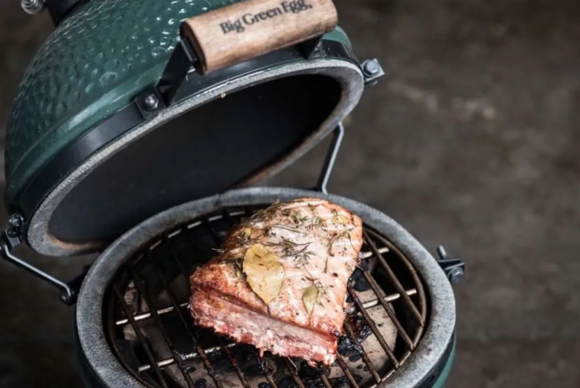 Holzkohlegrill Big Green Egg Mini