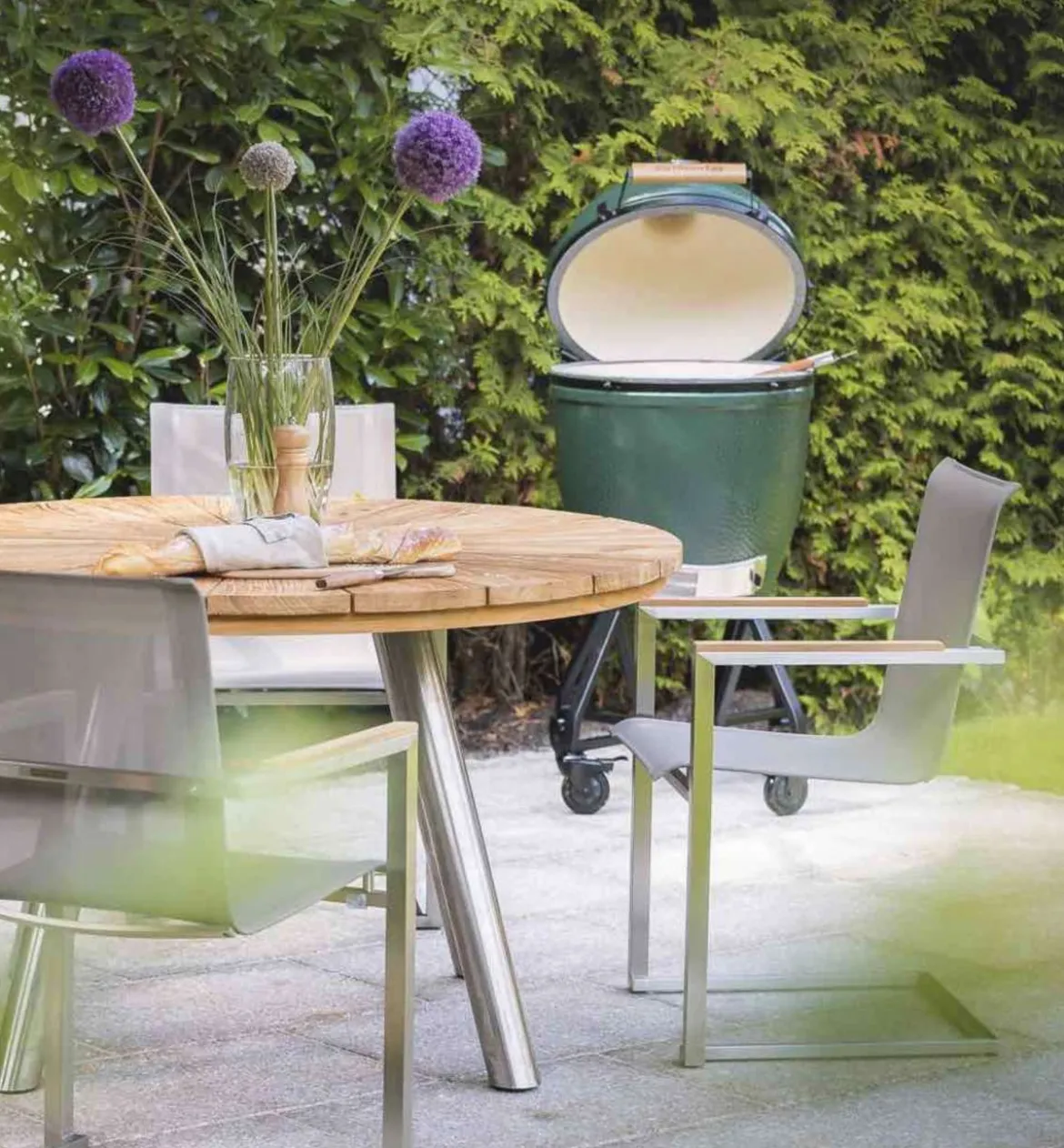 Holzkohlegrill Big Green Egg Medium