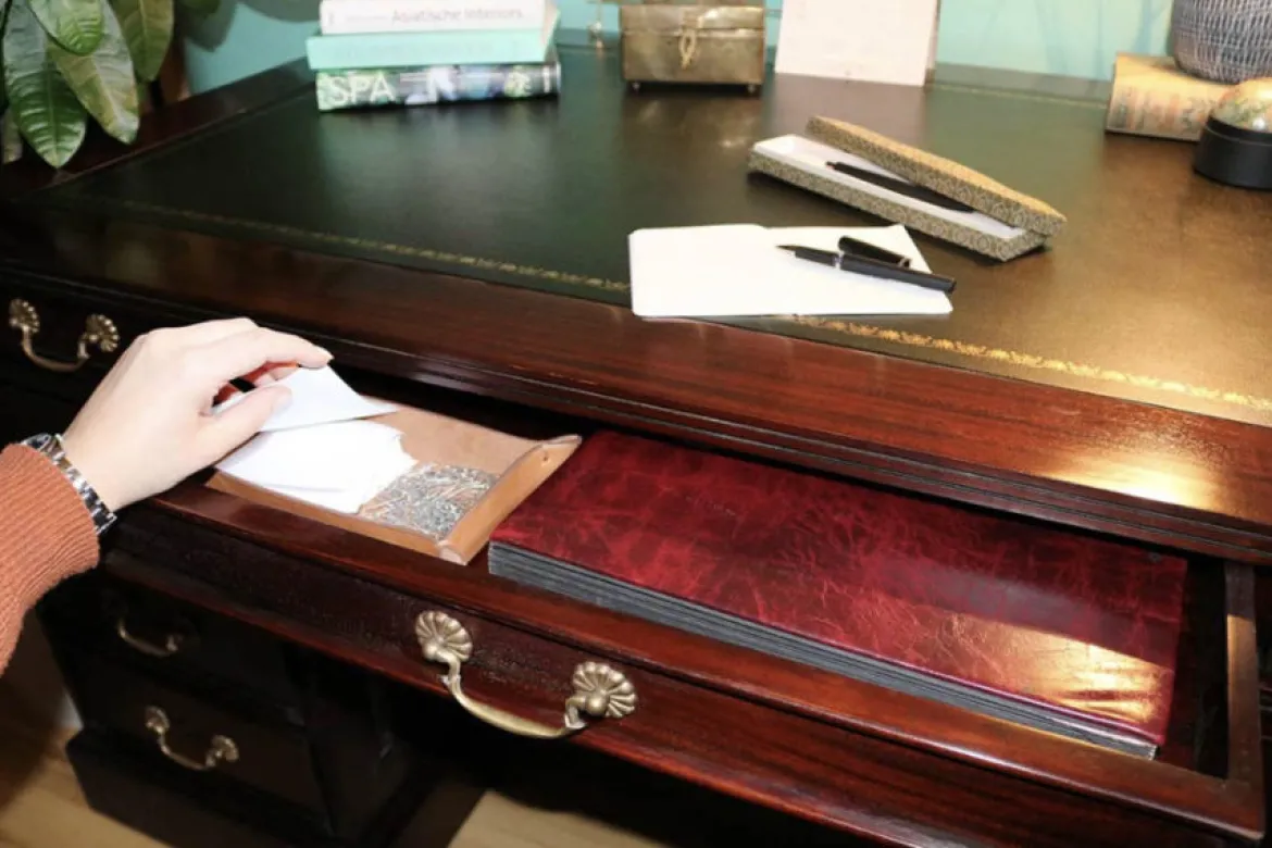 Pedestal Desk Murray Mahagoni