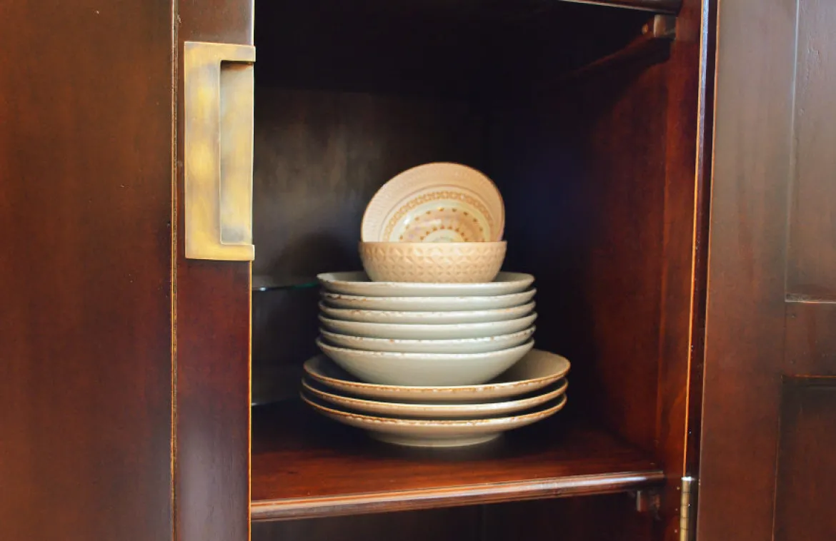 Schrank braun asiatischer Stil