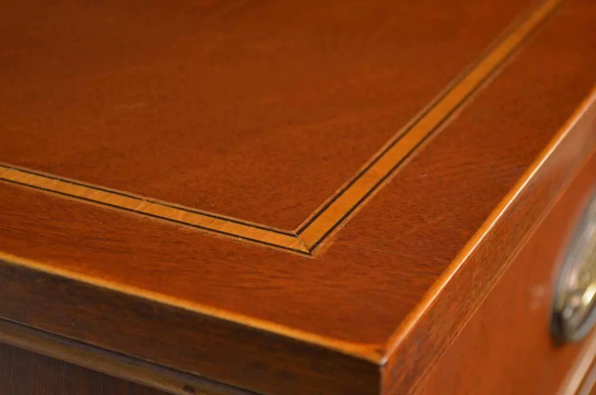 Sideboard 4-türig Bow Mahagoni