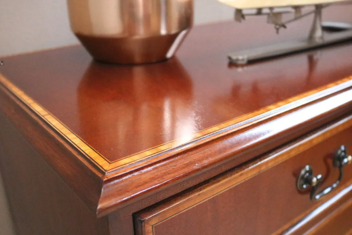 Sideboard 2-türig Mahagoni