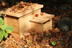 Teak Igelhaus Friesenlaub