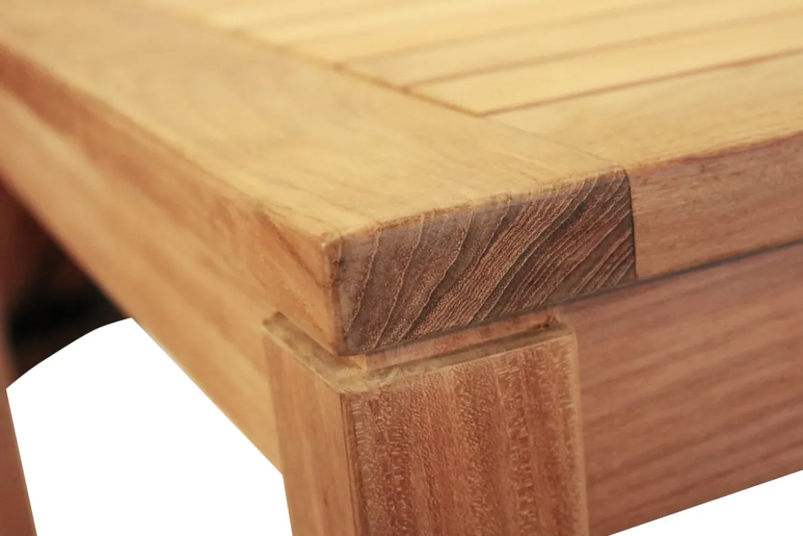 Teak Regal Como