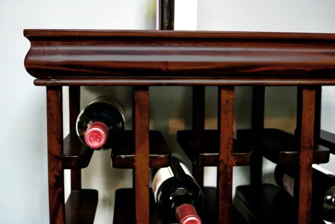 Weinregal Montalcino